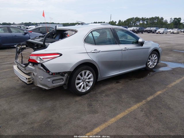 Auction sale of the 2018 Toyota Camry Le, vin: 4T1B11HK9JU060138, lot number: 45408546