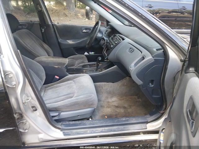 2000 Honda Accord 2.3 Dx მანქანა იყიდება აუქციონზე, vin: 1HGCF8645YA144915, აუქციონის ნომერი: 45408548
