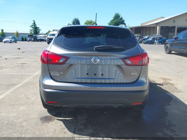 JN1BJ1CPXKW521718 Nissan Rogue Sport Sv