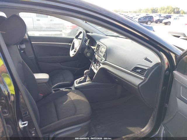 Продажа на аукционе авто 2019 Hyundai Elantra Se, vin: KMHD74LFXKU809081, номер лота: 45408575