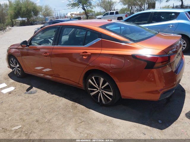 1N4BL4CV4NN349581 Nissan Altima Sr Fwd