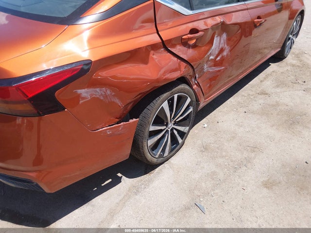 1N4BL4CV4NN349581 Nissan Altima Sr Fwd