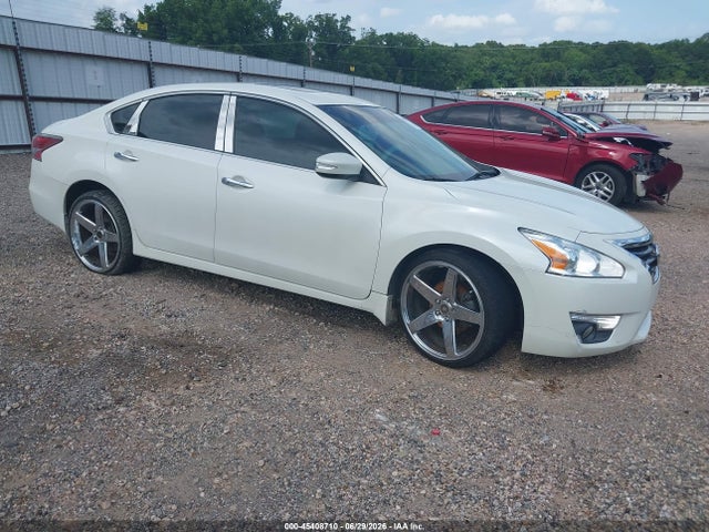 2014 1N4AL3AP1EC411315 main image