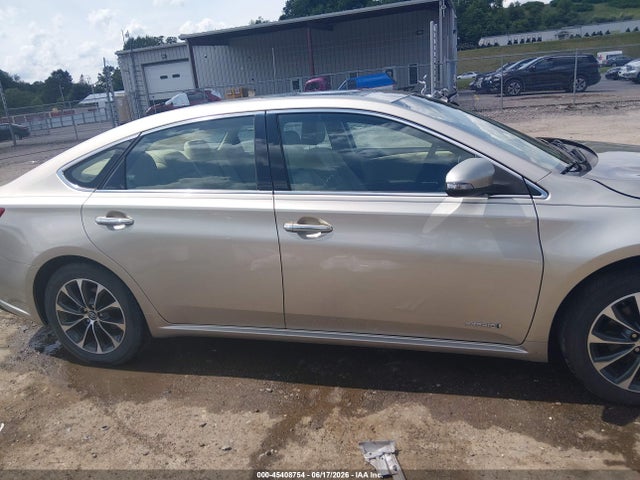 45408754 :رقم المزاد ، 4T1BD1EB4GU054090 vin ، 2016 Toyota Avalon Hybrid Xle Premium مزاد بيع