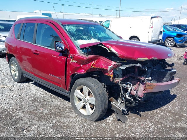 45408770 :رقم المزاد ، 1C4NJDEB4ED501705 vin ، 2014 Jeep Compass Latitude مزاد بيع