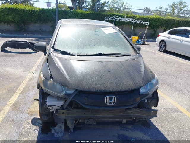 45408792 :رقم المزاد ، 3HGGK5H52FM750061 vin ، 2015 Honda Fit Lx مزاد بيع