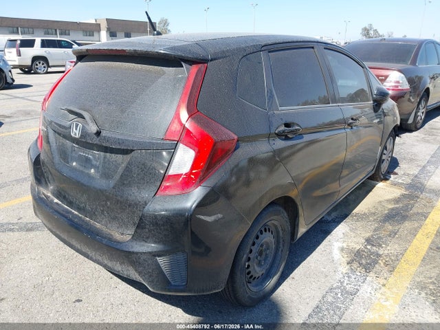 45408792 :رقم المزاد ، 3HGGK5H52FM750061 vin ، 2015 Honda Fit Lx مزاد بيع