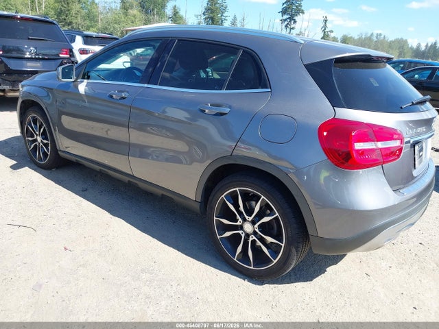WDCTG4GB6FJ171789 Mercedes-Benz Gla 250 4matic