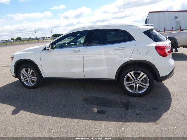 45408854 :رقم المزاد ، WDCTG4GB4JJ430322 vin ، 2018 Mercedes-benz Gla 250 4matic مزاد بيع