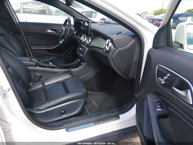 45408854 :رقم المزاد ، WDCTG4GB4JJ430322 vin ، 2018 Mercedes-benz Gla 250 4matic مزاد بيع