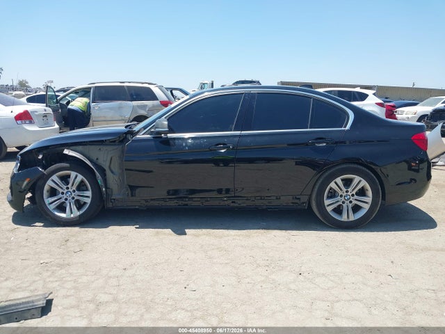 WBA8B9C51JK676792 BMW 330I