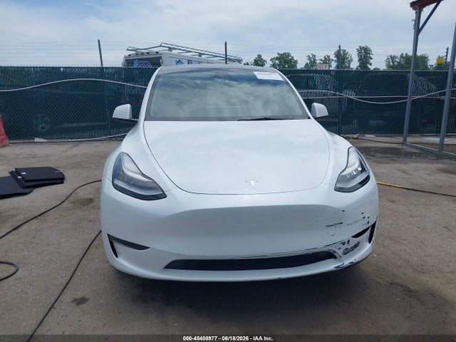Продаж на аукціоні авто 2023 Tesla Model Y Awd/long Range Dual Motor All-wheel Drive, vin: 7SAYGDEE9PA037697, номер лоту: 45408977