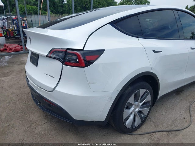 Продаж на аукціоні авто 2023 Tesla Model Y Awd/long Range Dual Motor All-wheel Drive, vin: 7SAYGDEE9PA037697, номер лоту: 45408977