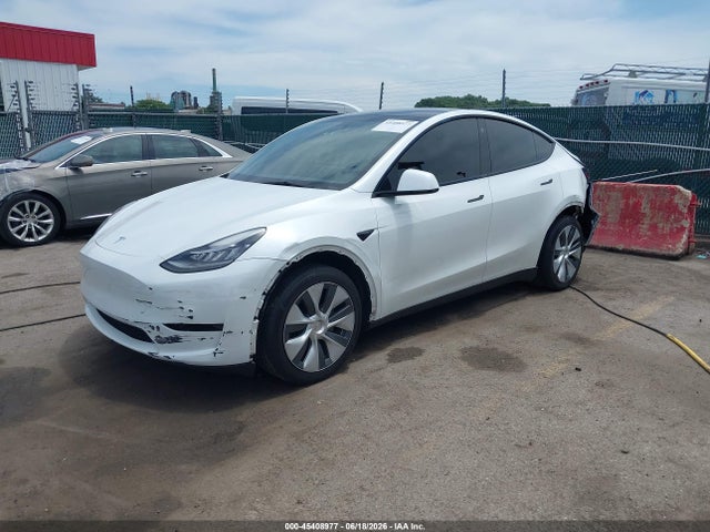 Продаж на аукціоні авто 2023 Tesla Model Y Awd/long Range Dual Motor All-wheel Drive, vin: 7SAYGDEE9PA037697, номер лоту: 45408977