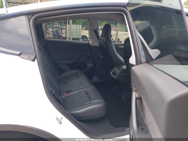Продаж на аукціоні авто 2023 Tesla Model Y Awd/long Range Dual Motor All-wheel Drive, vin: 7SAYGDEE9PA037697, номер лоту: 45408977