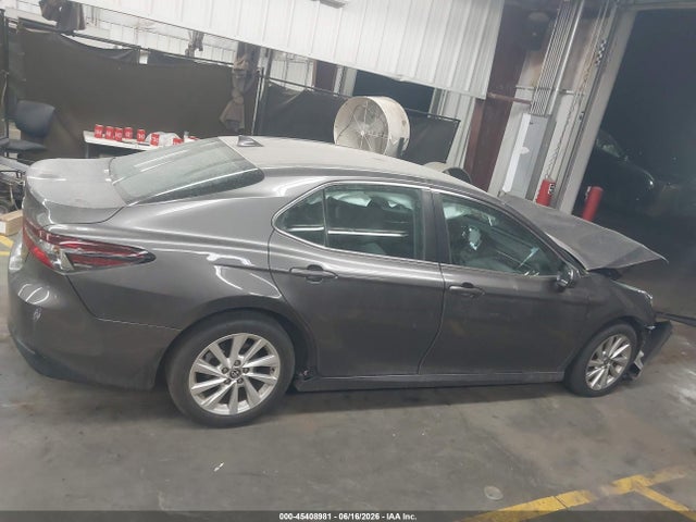 Toyota CAMRY LE 2024 4T1C11AK2RU857955 Image 13