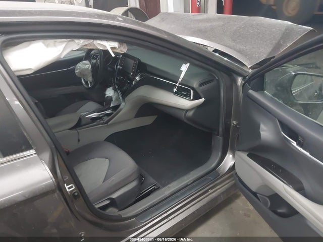 Toyota CAMRY LE 2024 4T1C11AK2RU857955 Image 5