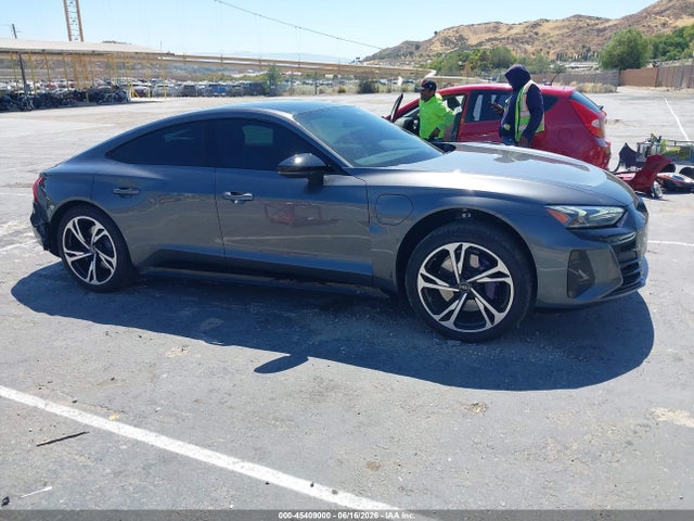 Audi E-tron Gt Premium Plus Quattro 2022 WAUCJBFW5N7008463 Image 13
