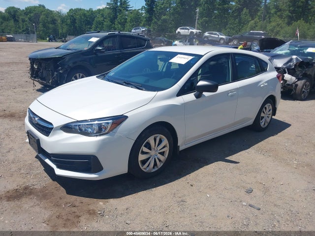 Subaru Impreza Base 5-door 2022 4S3GTAA64N1723933 Image 2