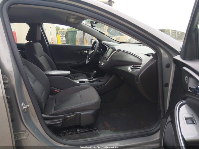 1G1ZE5ST7HF239849 Chevrolet MALIBU 1LT