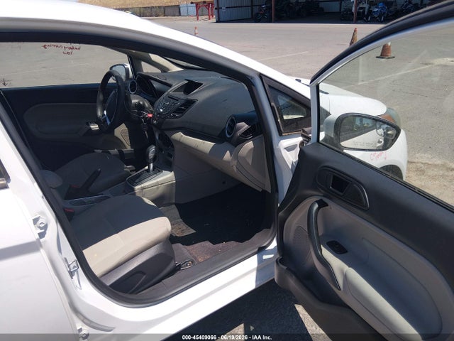 Ford FIESTA SE 2017 3FADP4EJXHM140481 Image 5
