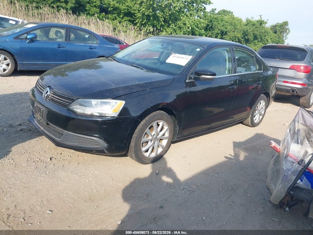 45409073 :رقم المزاد ، 3VWD17AJ3EM262899 vin ، 2014 Volkswagen Jetta 1.8t Se مزاد بيع