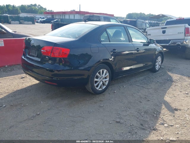 45409073 :رقم المزاد ، 3VWD17AJ3EM262899 vin ، 2014 Volkswagen Jetta 1.8t Se مزاد بيع