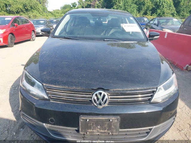 45409073 :رقم المزاد ، 3VWD17AJ3EM262899 vin ، 2014 Volkswagen Jetta 1.8t Se مزاد بيع