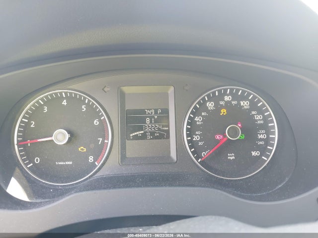 45409073 :رقم المزاد ، 3VWD17AJ3EM262899 vin ، 2014 Volkswagen Jetta 1.8t Se مزاد بيع