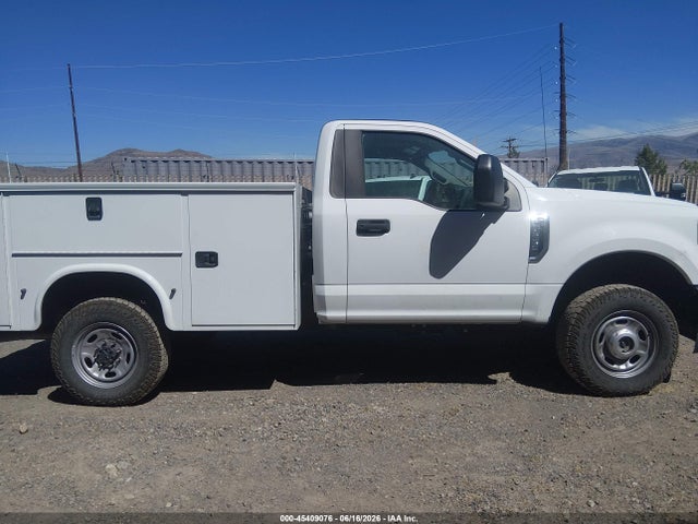 1FDBF2B68HEE28977 Ford F-250 Xl/xlt
