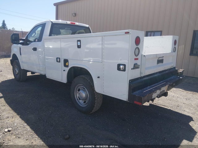1FDBF2B68HEE28977 Ford F-250 Xl/xlt
