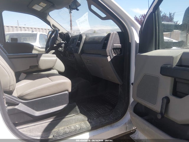 1FDBF2B68HEE28977 Ford F-250 Xl/xlt