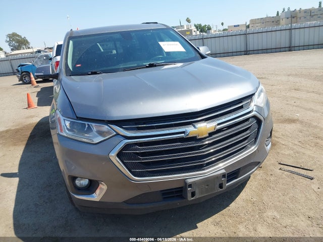 Chevrolet Traverse Lt Leather 2018 1GNERHKW5JJ112033 Image 12