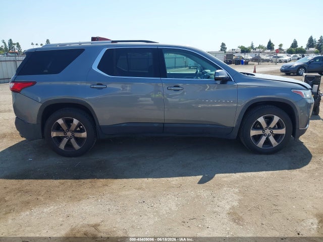 Chevrolet Traverse Lt Leather 2018 1GNERHKW5JJ112033 Image 13