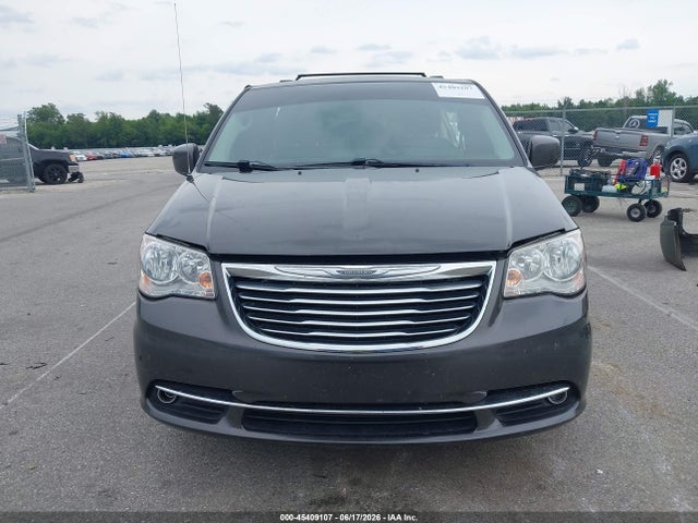 2016 Chrysler Town & Country Touring მანქანა იყიდება აუქციონზე, vin: 2C4RC1BG4GR253188, აუქციონის ნომერი: 45409107