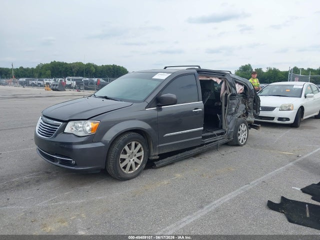 2016 Chrysler Town & Country Touring მანქანა იყიდება აუქციონზე, vin: 2C4RC1BG4GR253188, აუქციონის ნომერი: 45409107