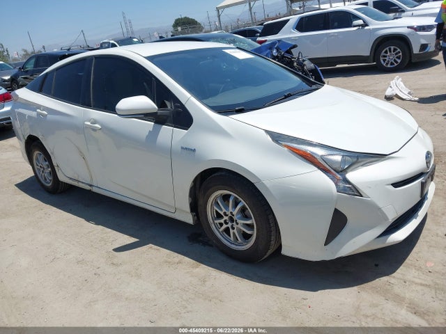 45409215 :رقم المزاد ، JTDKBRFU8G3015517 vin ، 2016 Toyota Prius Two مزاد بيع