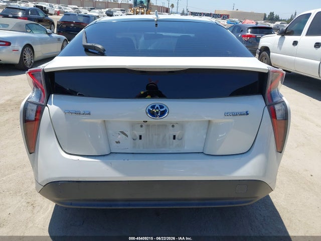 Продажа на аукционе авто 2016 Toyota Prius Two, vin: JTDKBRFU8G3015517, номер лота: 45409215