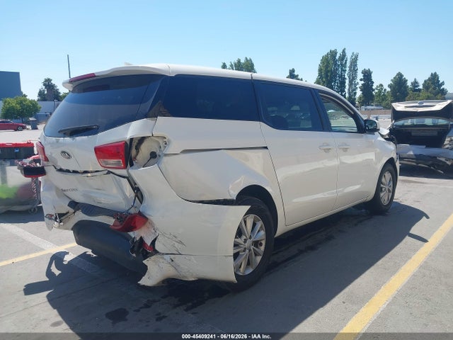 45409241 :رقم المزاد ، KNDMB5C12H6224196 vin ، 2017 Kia Sedona Lx مزاد بيع