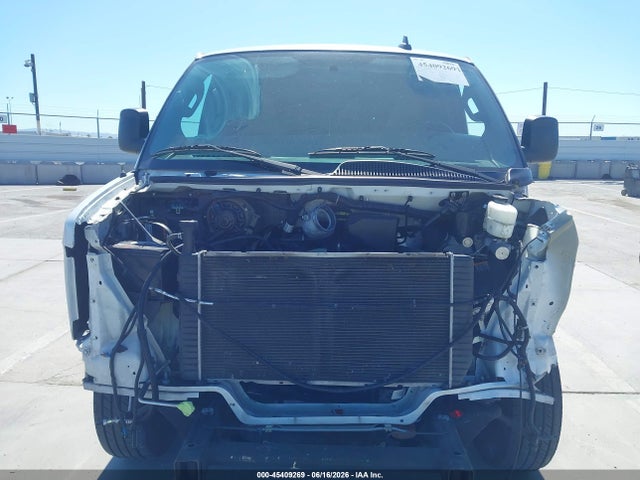 1GCZGGFP5N1165544 Chevrolet Express Cargo Rwd 3500 Regular Wheelbase Wt