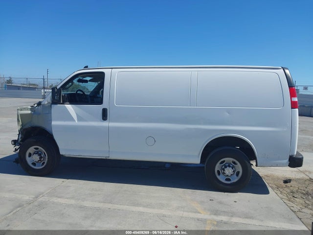 2022 Chevrolet Express Cargo Rwd 3500 Regular Wheelbase Wt მანქანა იყიდება აუქციონზე, vin: 1GCZGGFP5N1165544, აუქციონის ნომერი: 45409269