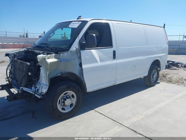 1GCZGGFP5N1165544 Chevrolet Express Cargo Rwd 3500 Regular Wheelbase Wt