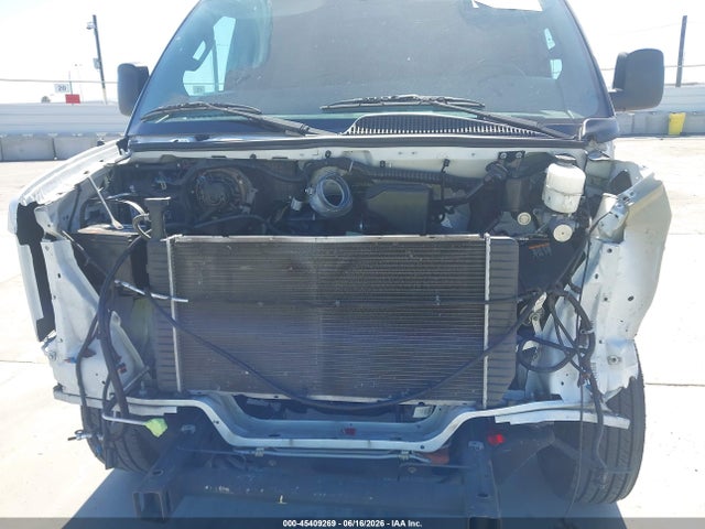 1GCZGGFP5N1165544 Chevrolet Express Cargo Rwd 3500 Regular Wheelbase Wt