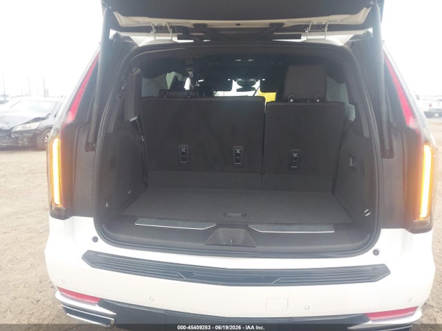 45409283 :رقم المزاد ، 1GYS3AKL5RR370845 vin ، 2024 Cadillac Escalade 2wd Luxury مزاد بيع