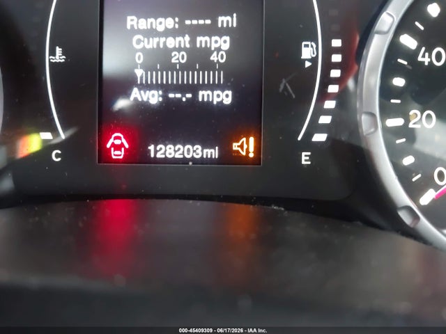 2017 Jeep Renegade Sport 4x4 მანქანა იყიდება აუქციონზე, vin: ZACCJBAH7HPE95443, აუქციონის ნომერი: 45409309