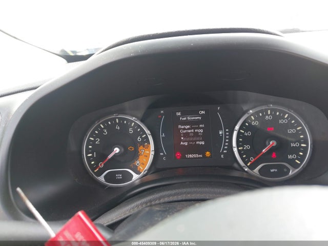 2017 Jeep Renegade Sport 4x4 მანქანა იყიდება აუქციონზე, vin: ZACCJBAH7HPE95443, აუქციონის ნომერი: 45409309