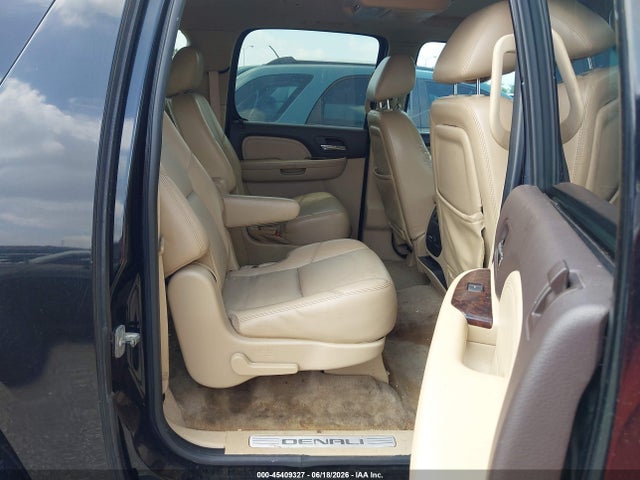 Aukcja sprzedaży 2011 Gmc Yukon Xl 1500 Denali, vin: 1GKS2MEF8BR135401, numer aukcji: 45409327