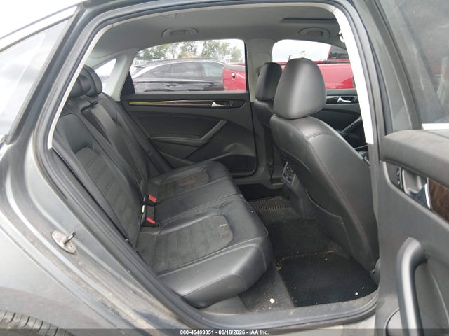 1VWCM7A31EC026421 Volkswagen Passat 3.6l V6 Sel Premium