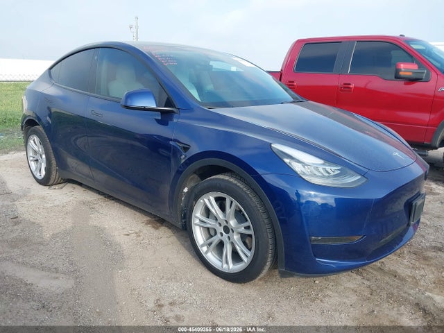 Tesla Model Y Awd/long Range Dual Motor All-wheel Drive 2023 7SAYGDEE6PF604595 main image