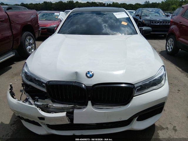 Продажа на аукционе авто 2018 Bmw 7 Series 750i, vin: WBA7F0C52JGM23835, номер лота: 45409373